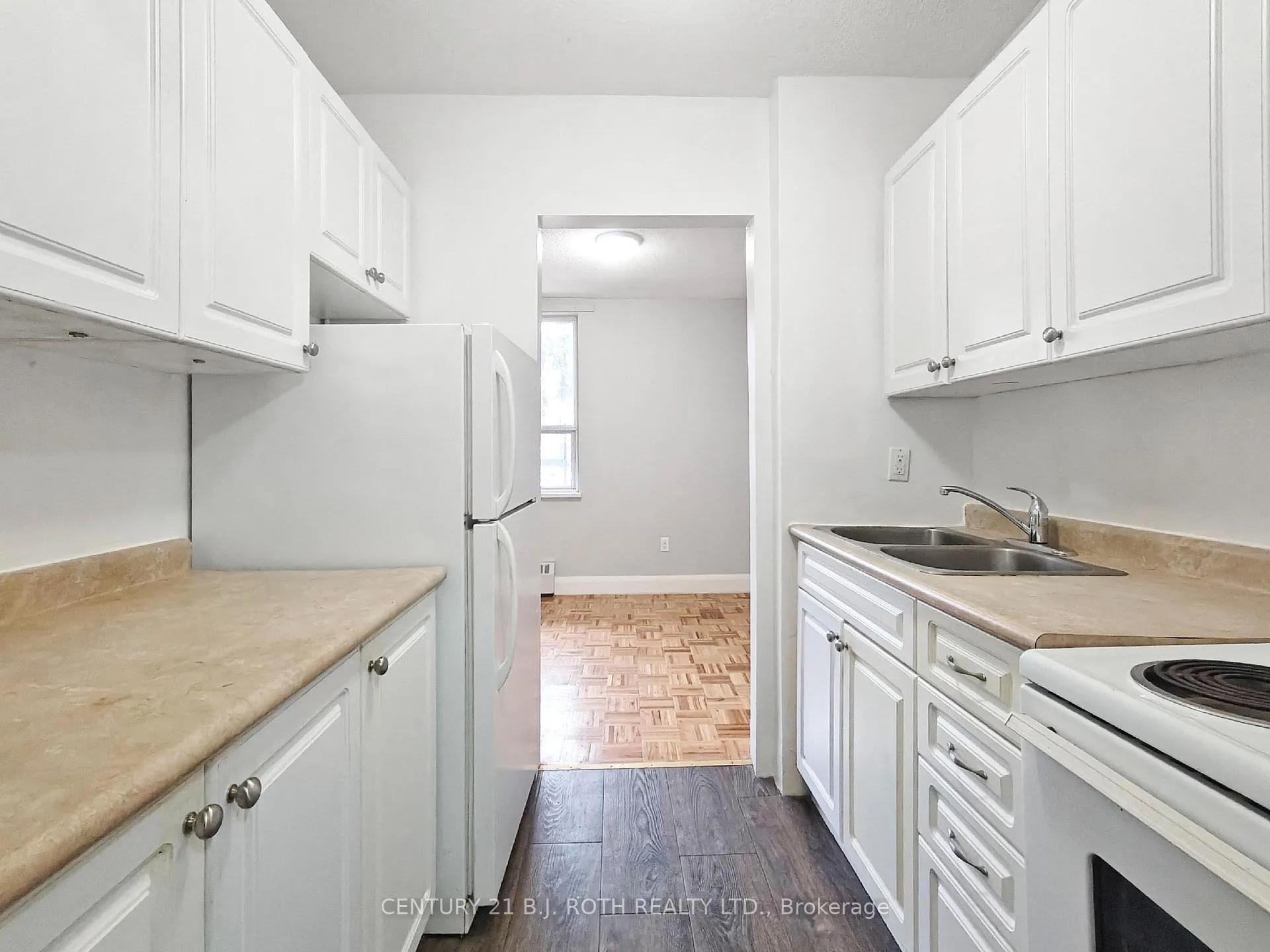 Photo 5 of Unit 100, 37 Peel Street, Barrie, City Centre — HOMEH