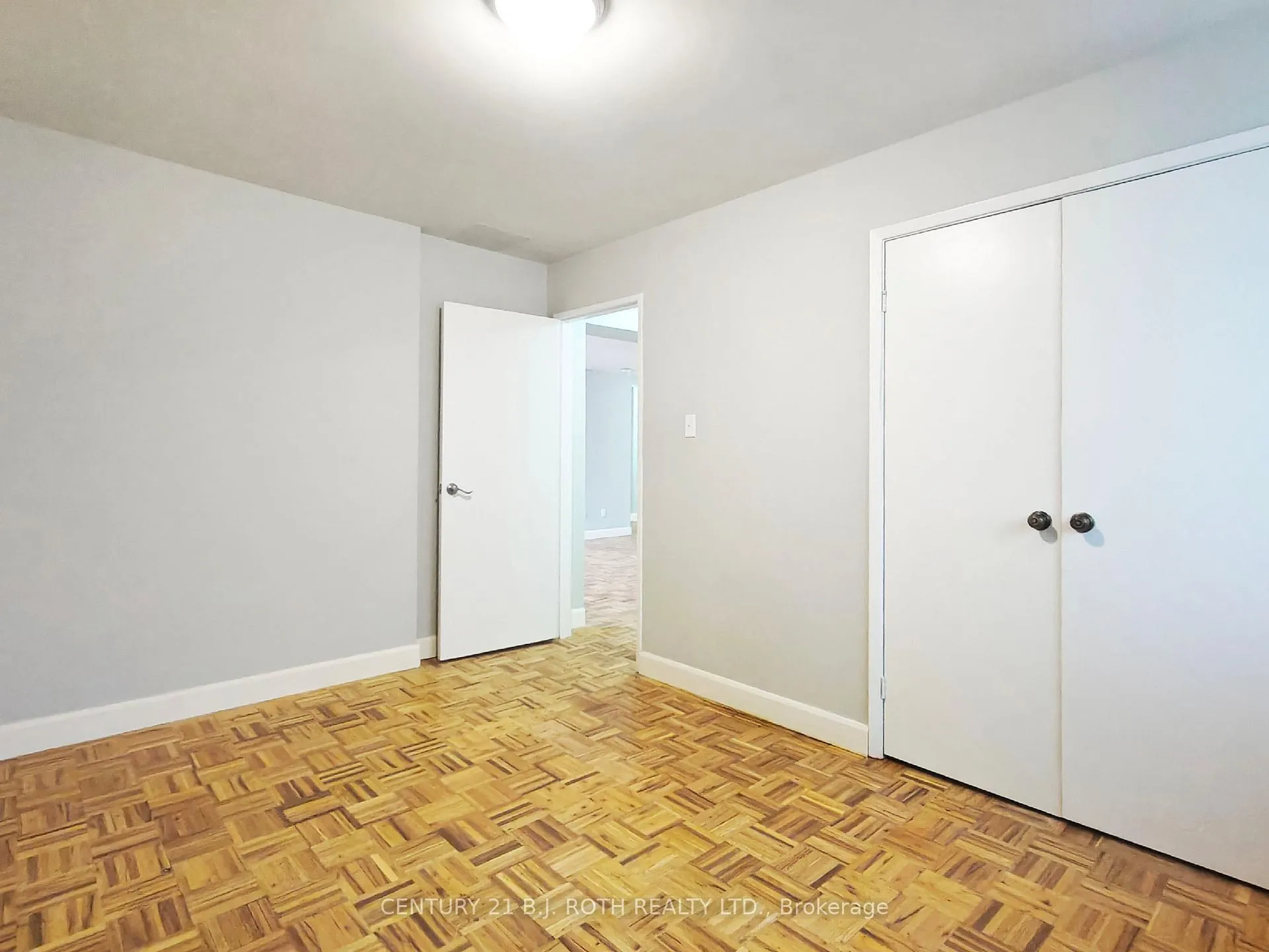 Photo 11 of Unit 100, 37 Peel Street, Barrie, City Centre — HOMEH