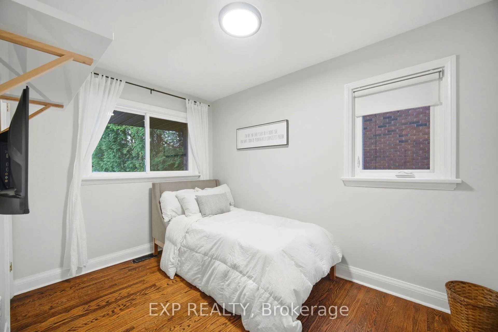 Photo 18 of 11 Armstrong Street, Brampton, Downtown Brampton — HOMEH