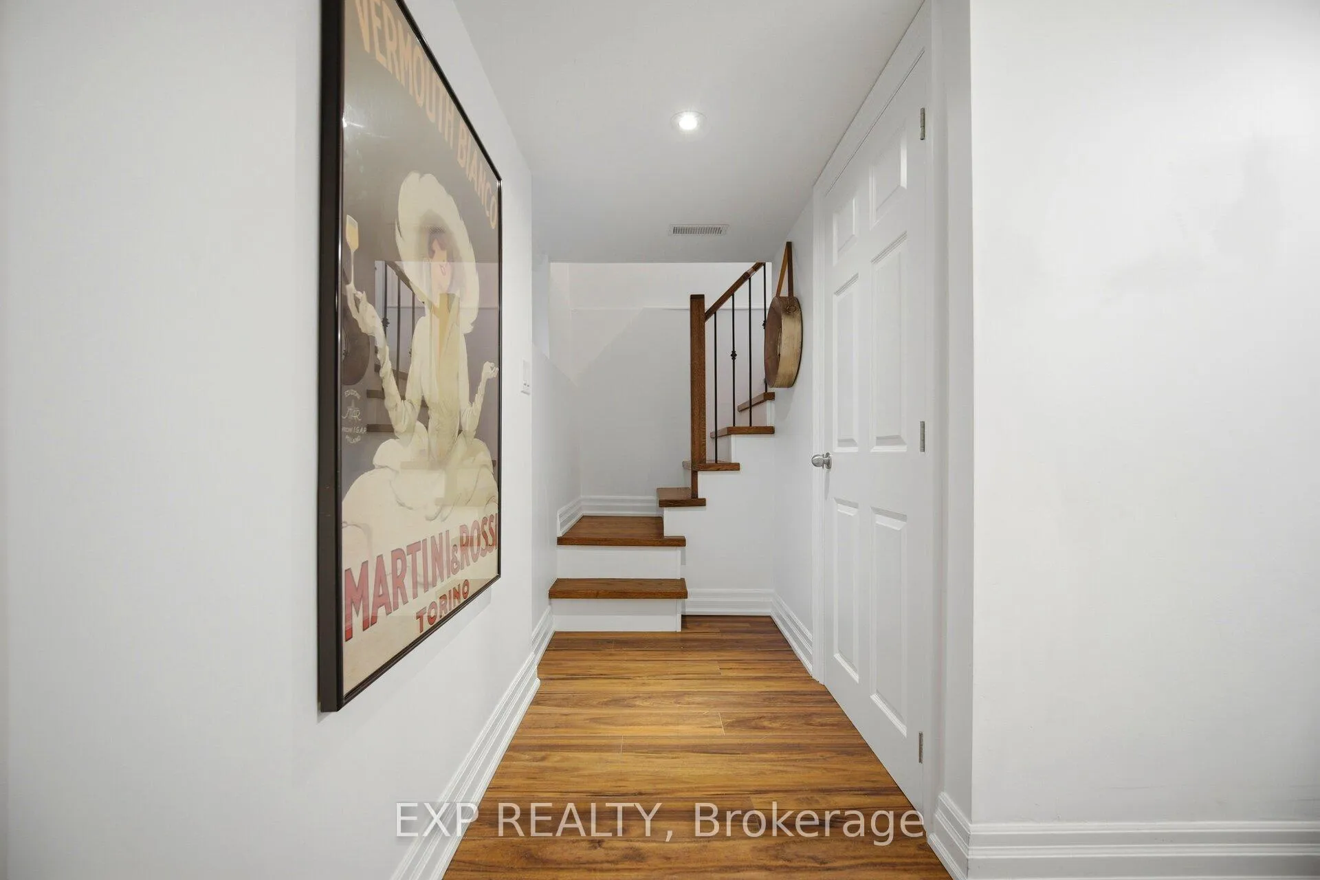 Photo 21 of 11 Armstrong Street, Brampton, Downtown Brampton — HOMEH