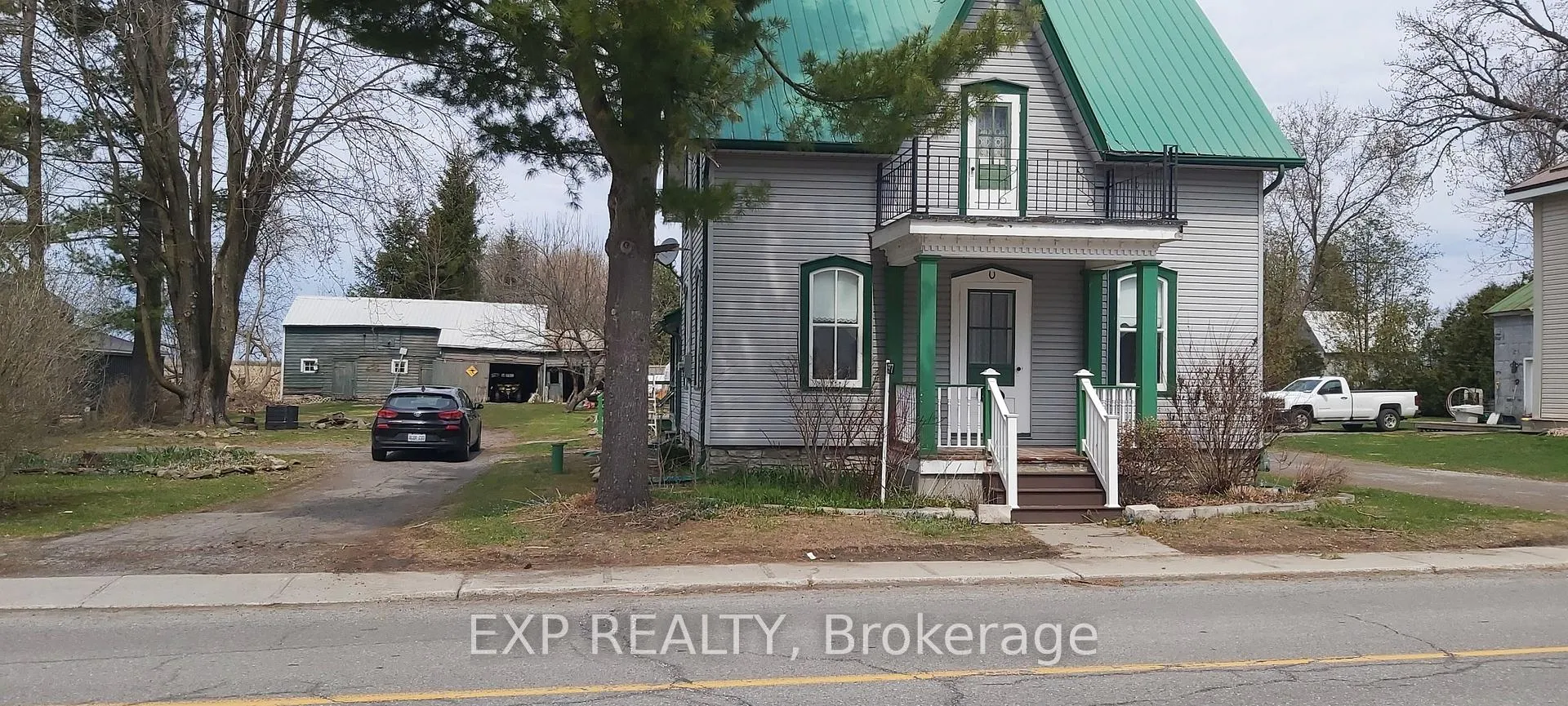 Front of 10577 Moun Main Street