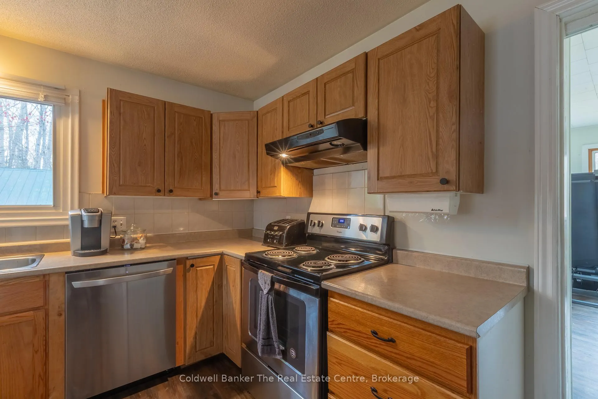 Photo 4 of 3016 118 Highway, Bracebridge, Oakley — HOMEH