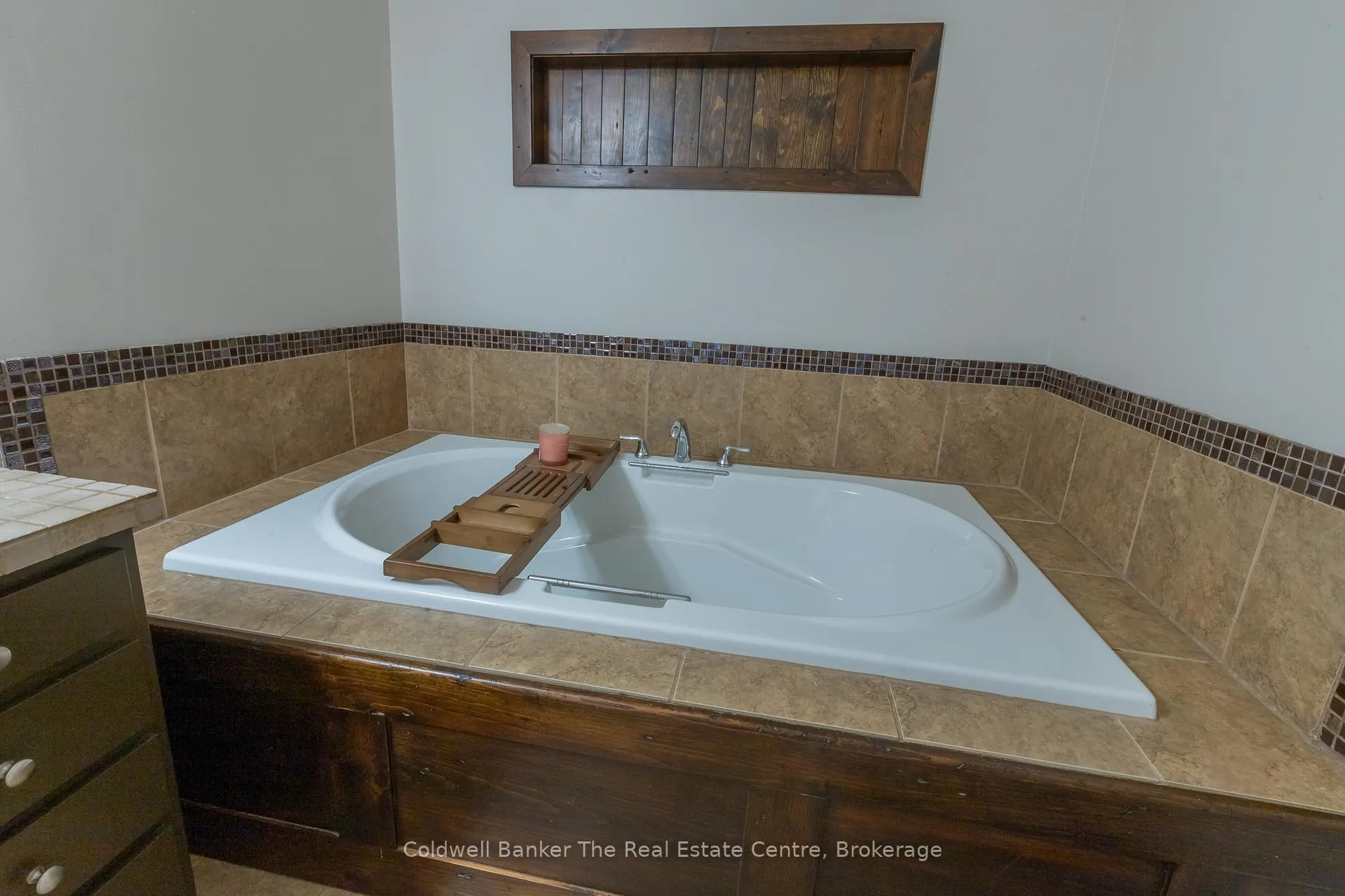 Photo 15 of 3016 118 Highway, Bracebridge, Oakley — HOMEH