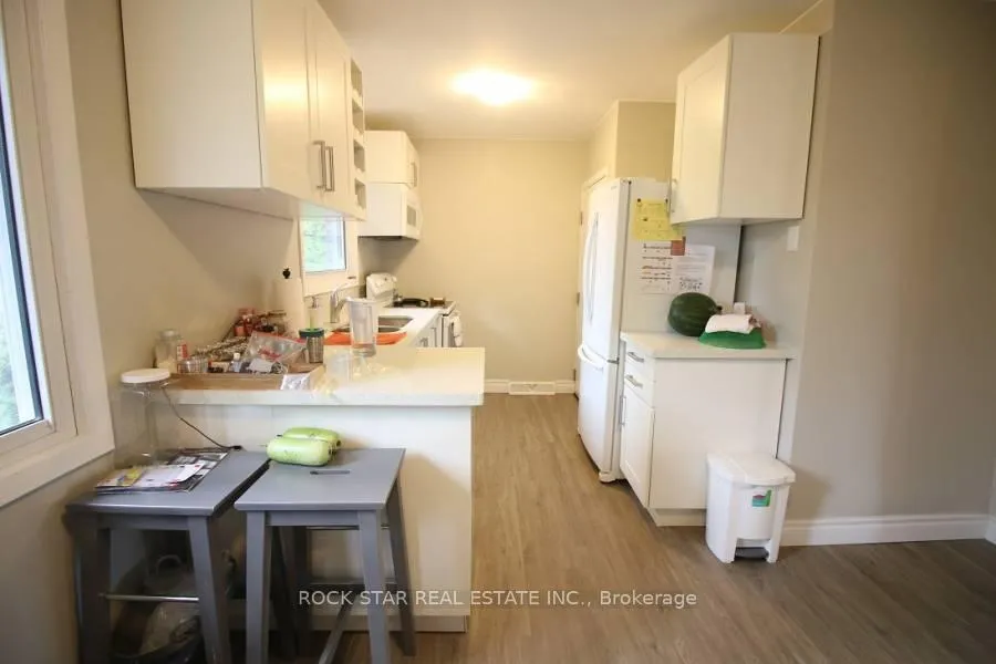 Photo 6 of 4 Hudson Drive, St. Catharines, Vine/Linwell — HOMEH