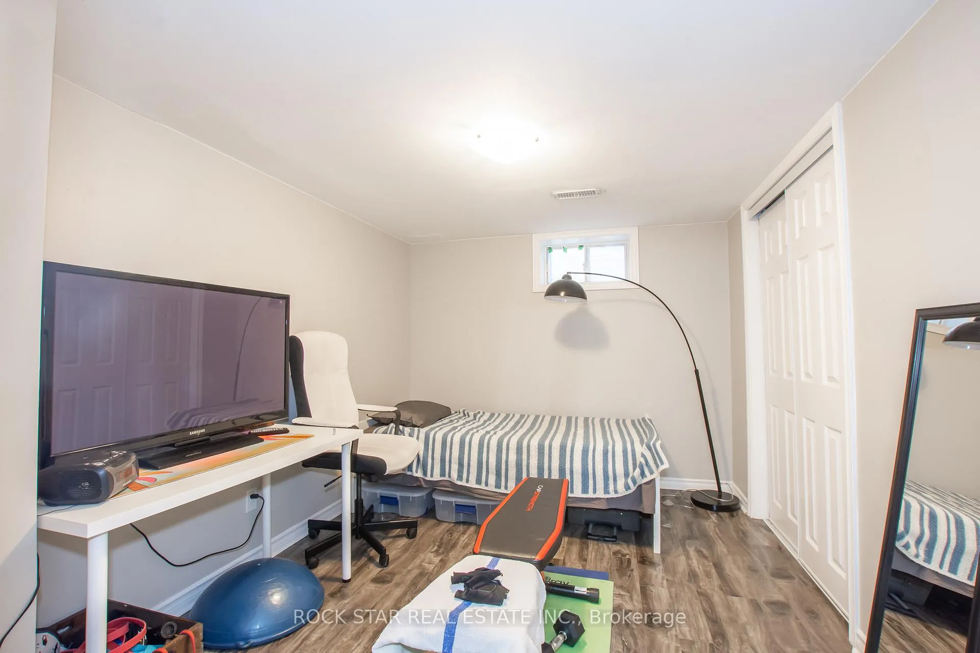 Photo 20 of 4 Hudson Drive, St. Catharines, Vine/Linwell — HOMEH