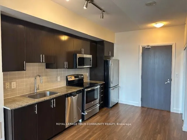 Photo 10 of Unit 415, 7171 Yonge Street, Markham, Thornhill — HOMEH