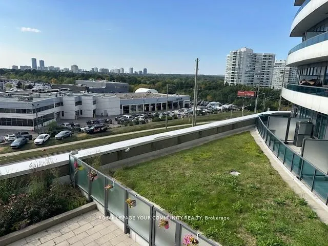 Photo 12 of Unit 415, 7171 Yonge Street, Markham, Thornhill — HOMEH