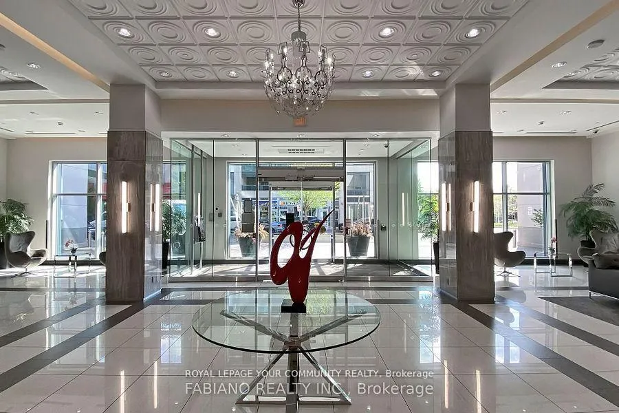 Photo 21 of Unit 415, 7171 Yonge Street, Markham, Thornhill — HOMEH