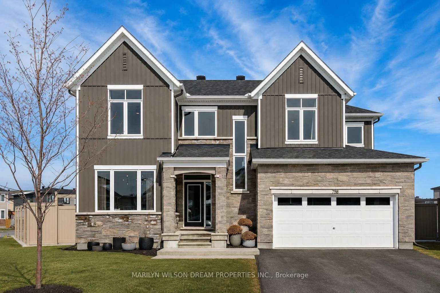 Photo 2 of 758 Vennecy Terrace, Ottawa, Chapel Hill South - Orleans Village — HOMEH
