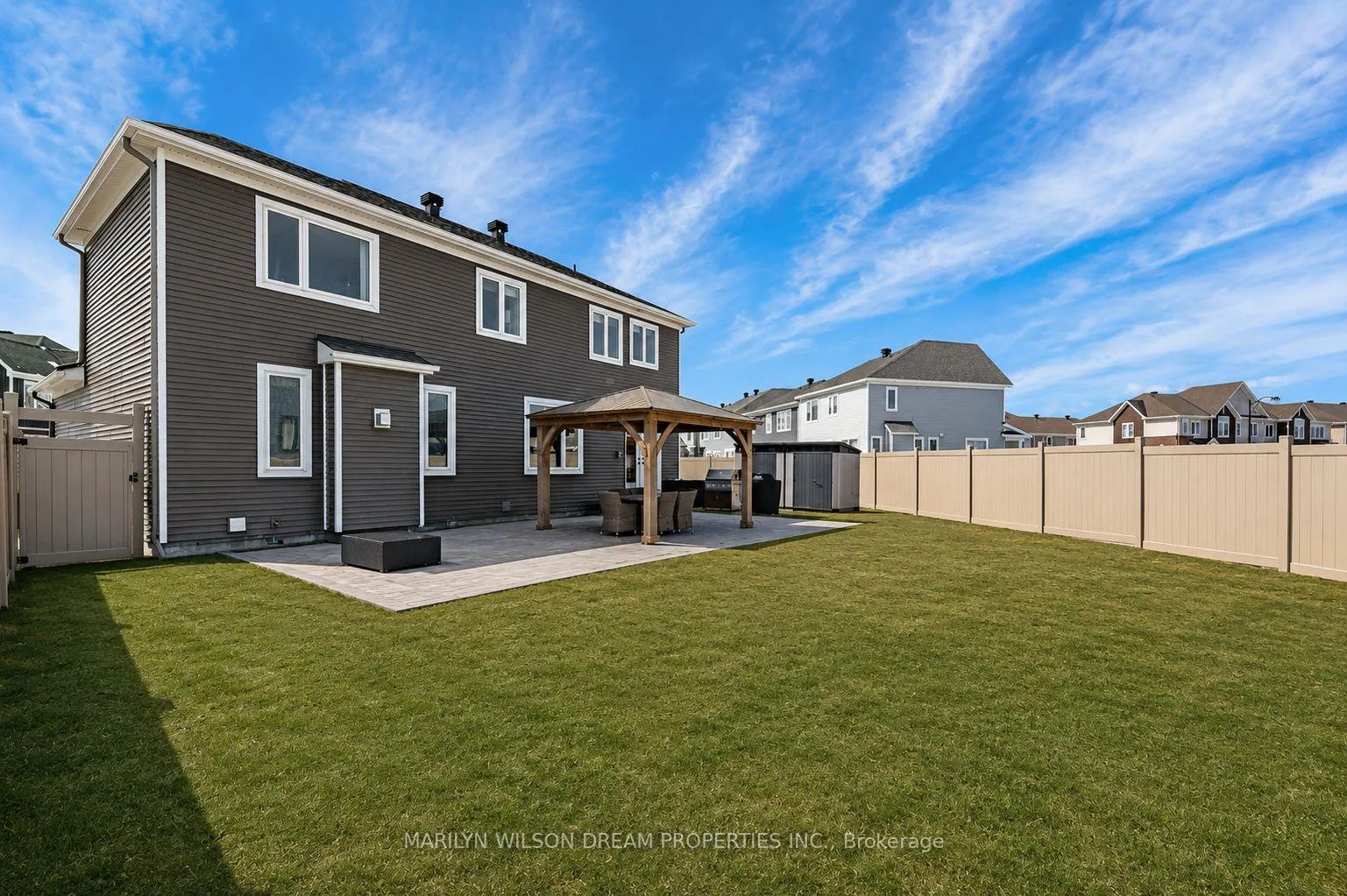 Photo 3 of 758 Vennecy Terrace, Ottawa, Chapel Hill South - Orleans Village — HOMEH