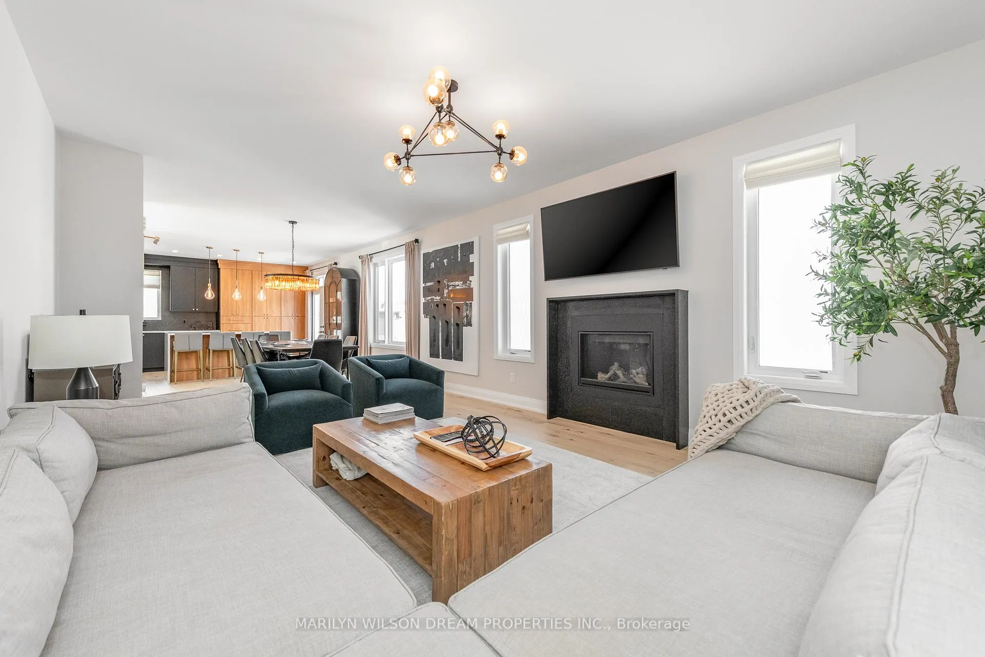 Photo 19 of 758 Vennecy Terrace, Ottawa, Chapel Hill South - Orleans Village — HOMEH