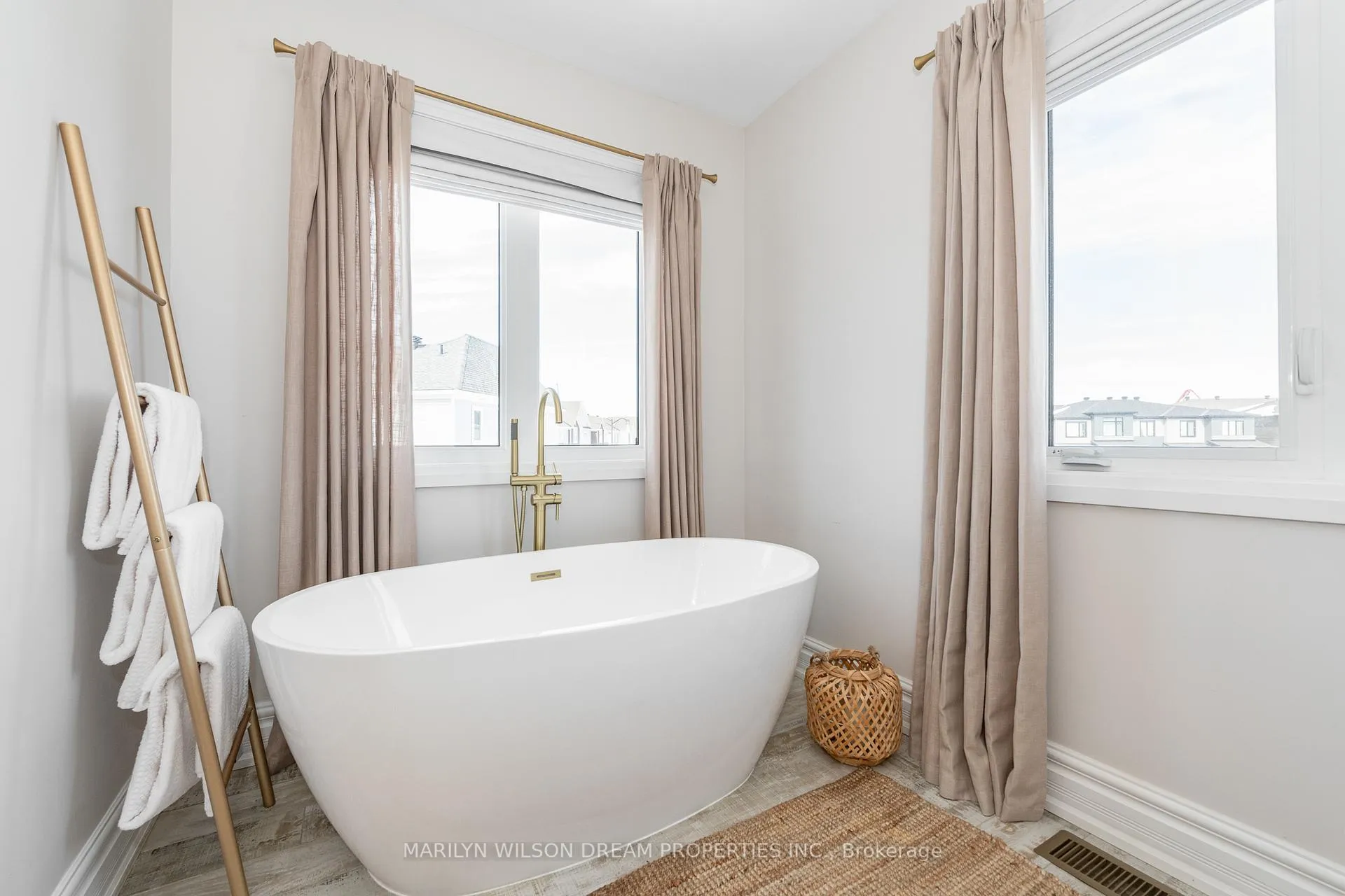 Photo 23 of 758 Vennecy Terrace, Ottawa, Chapel Hill South - Orleans Village — HOMEH