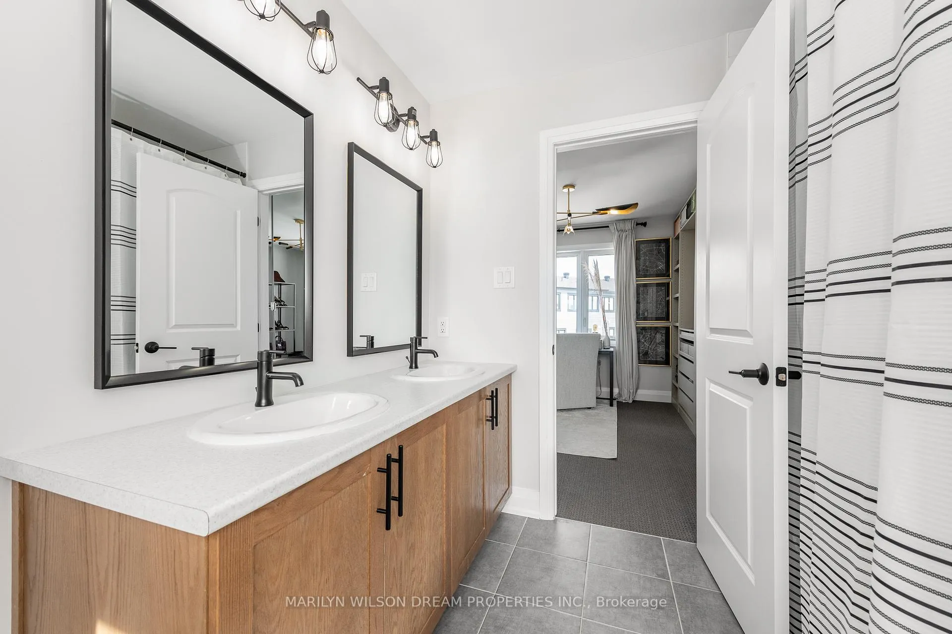 Photo 33 of 758 Vennecy Terrace, Ottawa, Chapel Hill South - Orleans Village — HOMEH