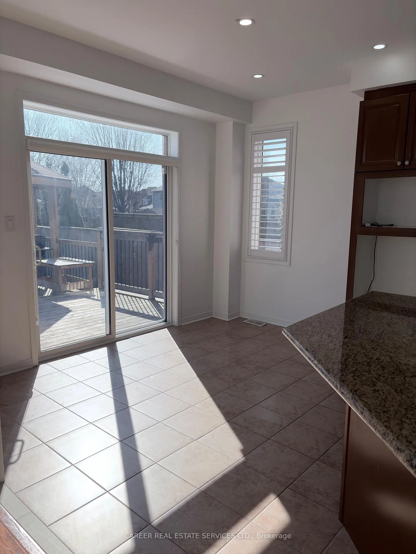 Photo 13 of 27 Alldread Crescent, Clarington, Newcastle — HOMEH
