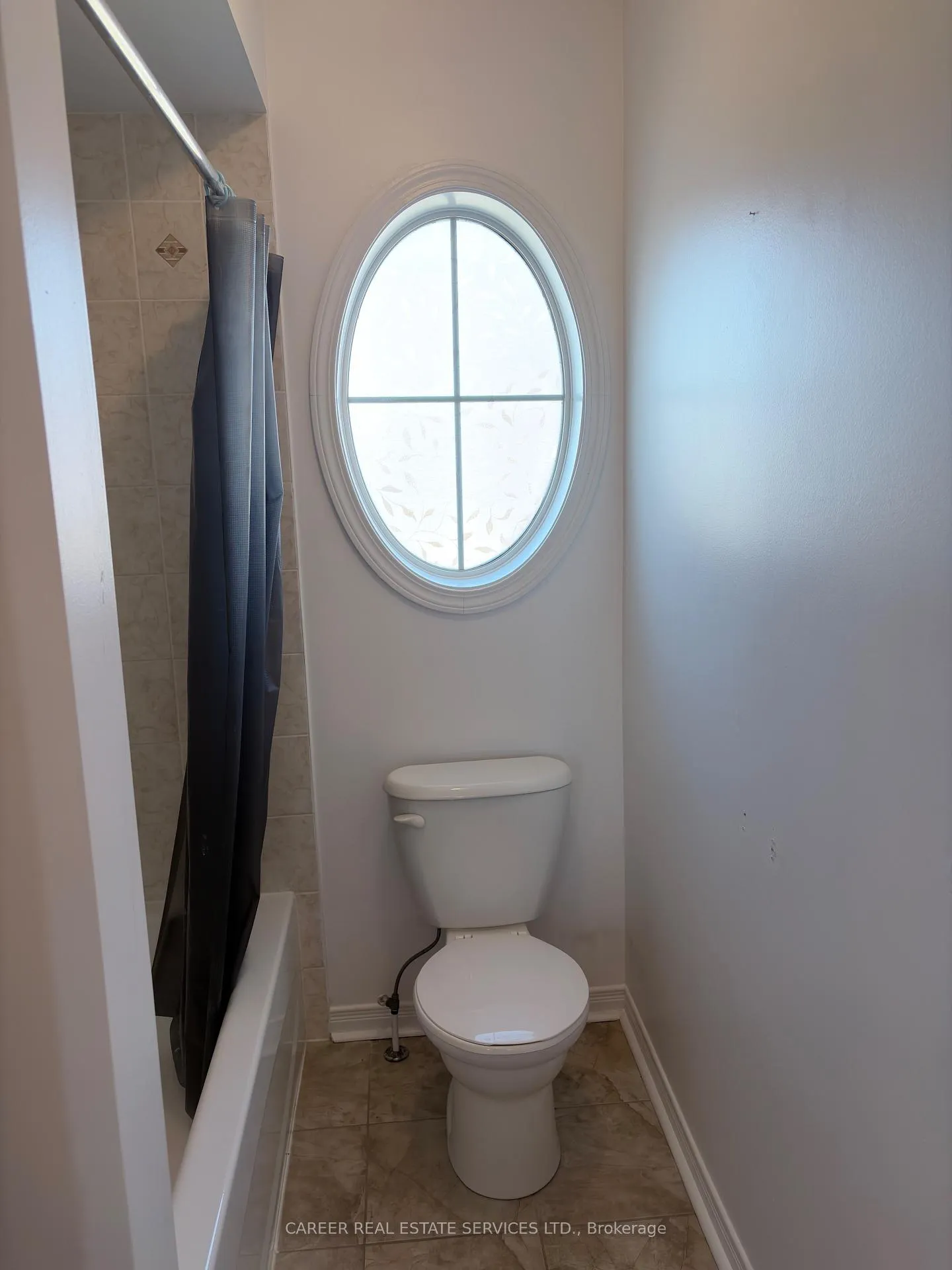 Photo 25 of 27 Alldread Crescent, Clarington, Newcastle — HOMEH