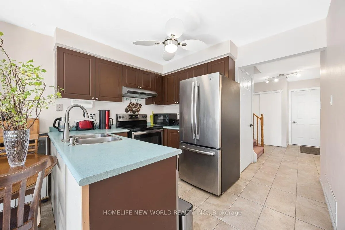 Photo 9 of 95 Athabaska Road, Barrie, Holly — HOMEH