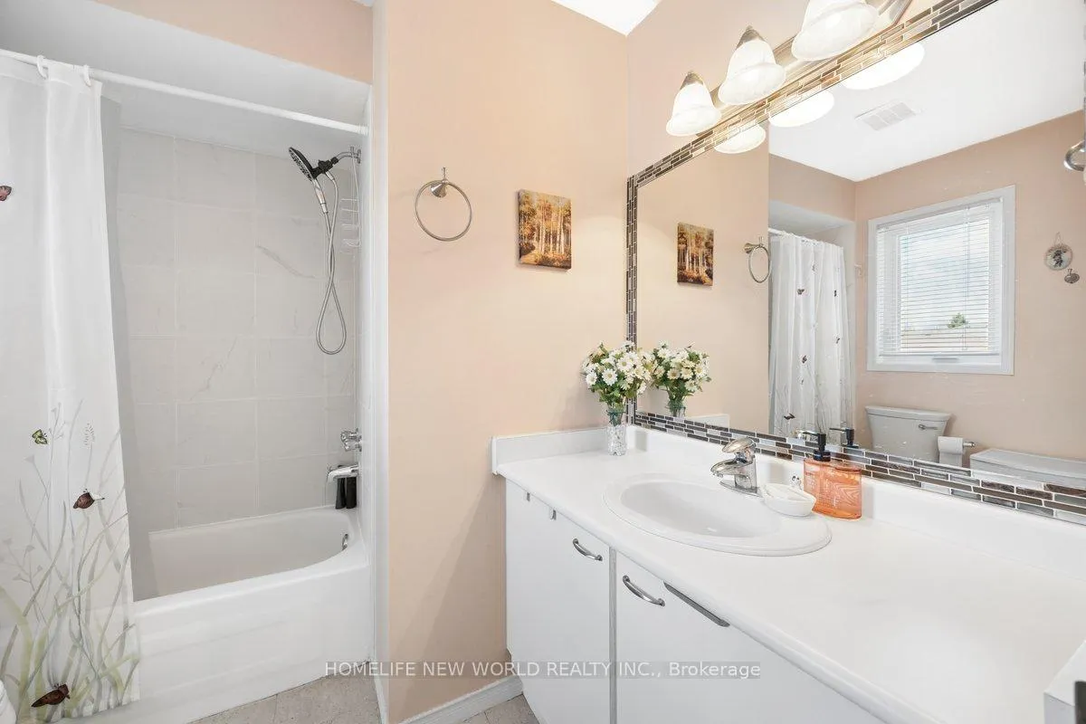 Photo 28 of 95 Athabaska Road, Barrie, Holly — HOMEH
