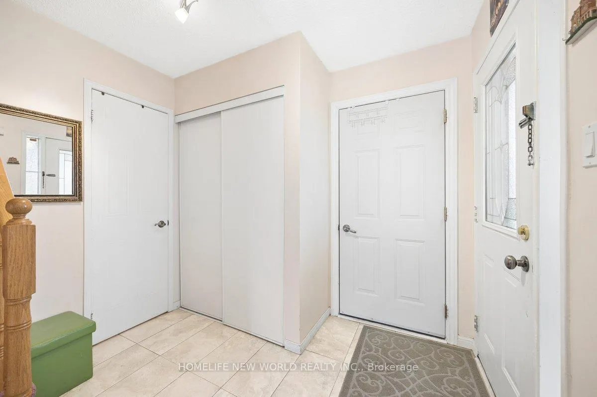Photo 34 of 95 Athabaska Road, Barrie, Holly — HOMEH