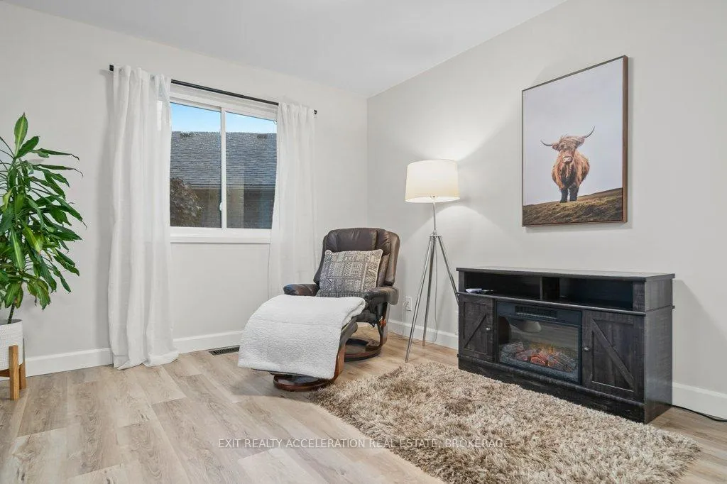 Photo 17 of 753 Shire's Way, Kingston, East Gardiners Rd — HOMEH
