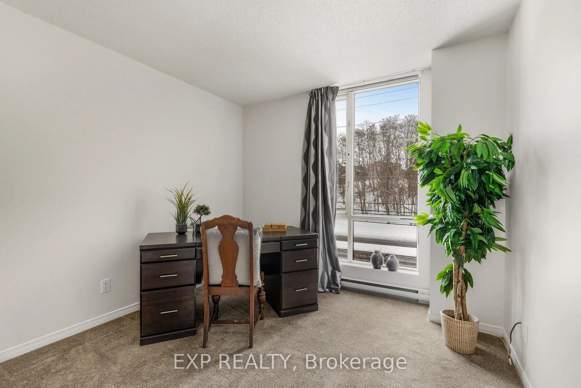 Photo 15 of Unit 510, 330 Centrum Boulevard, Ottawa, Bilberry Creek/Queenswood Heights — HOMEH