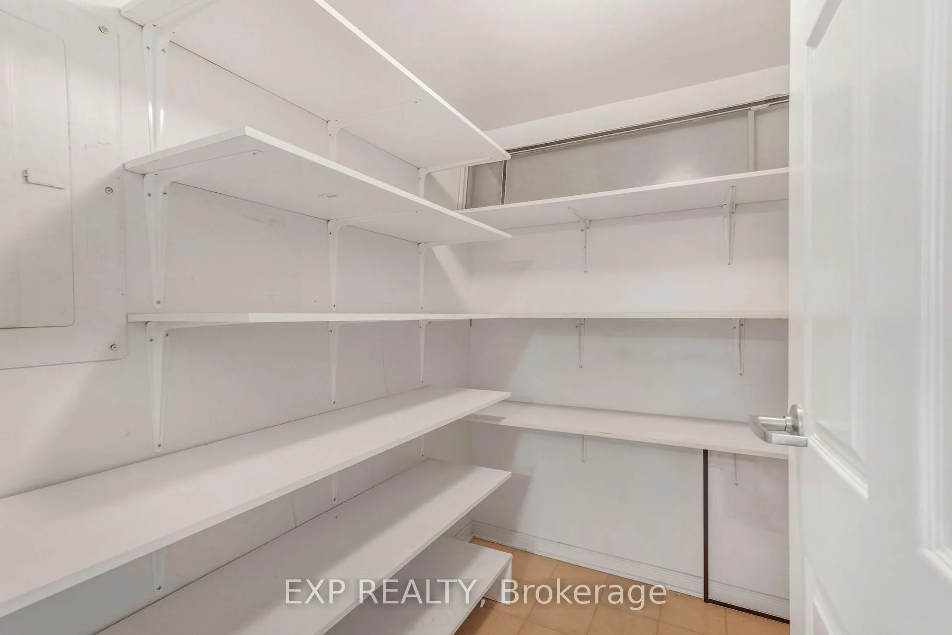 Photo 19 of Unit 510, 330 Centrum Boulevard, Ottawa, Bilberry Creek/Queenswood Heights — HOMEH