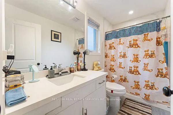 Photo 16 of 535 Quebec Street, Hamilton, Parkview — HOMEH