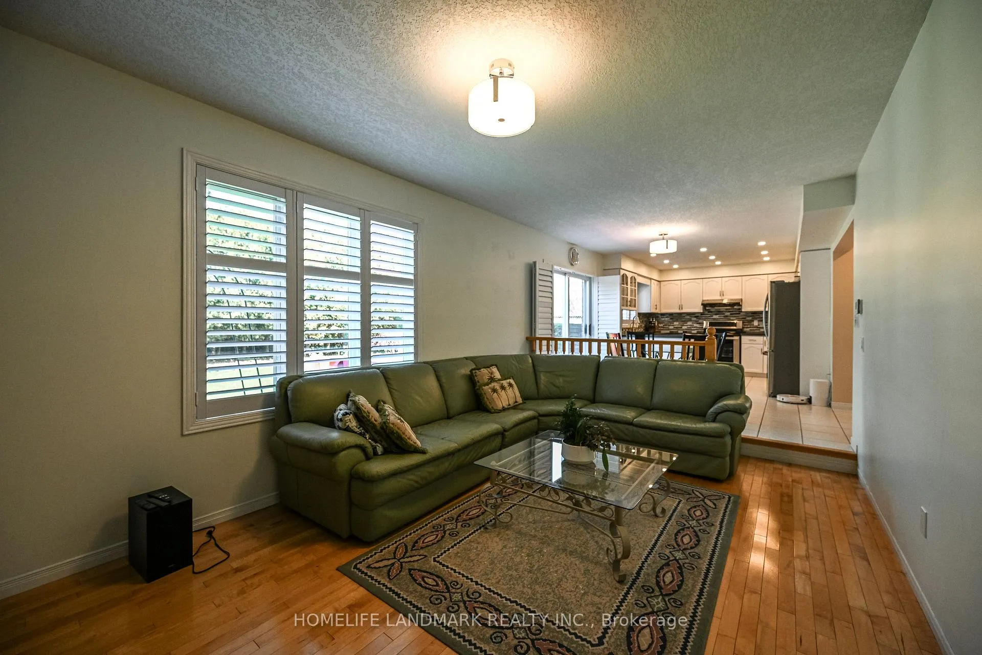 Photo 7 of 98 Pheasant Run Drive, Guelph, Kortright Hills — HOMEH