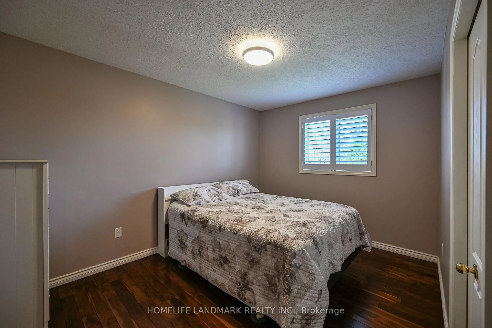 Photo 16 of 98 Pheasant Run Drive, Guelph, Kortright Hills — HOMEH