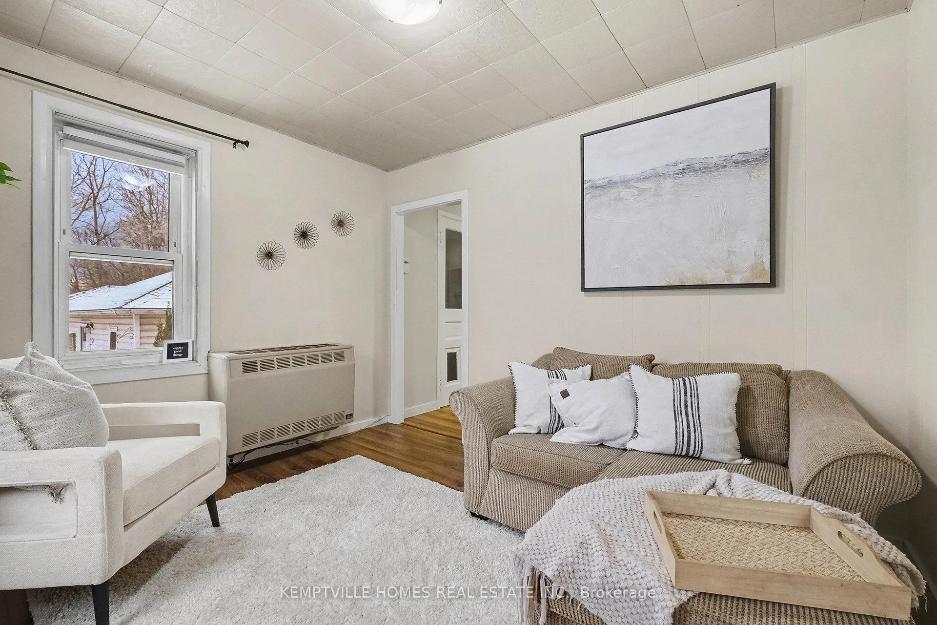 Photo 12 of 803 St Lawrence Street, Prescott — HOMEH