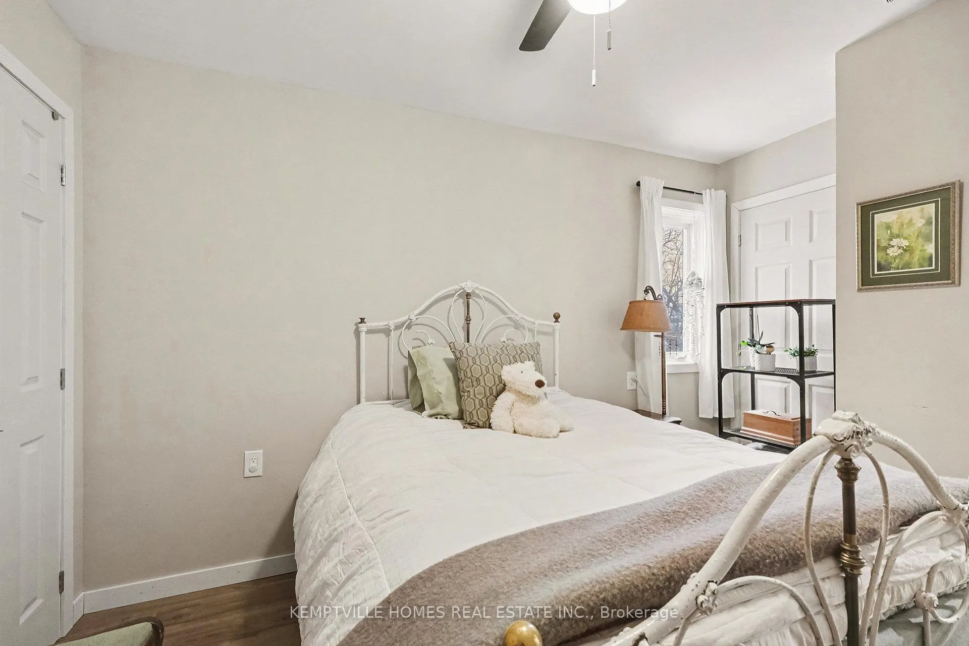 Photo 27 of 803 St Lawrence Street, Prescott — HOMEH