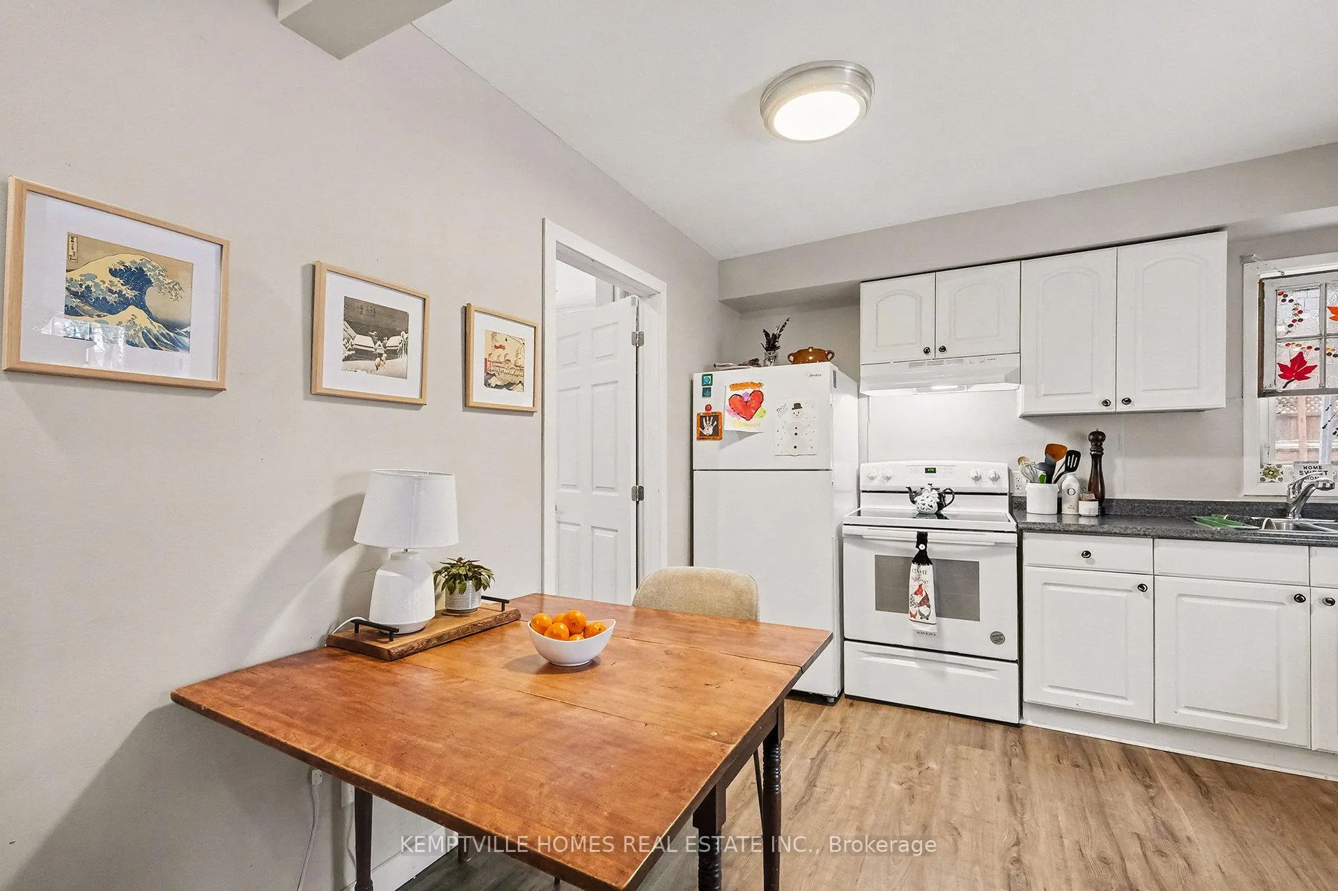 Photo 32 of 803 St Lawrence Street, Prescott — HOMEH