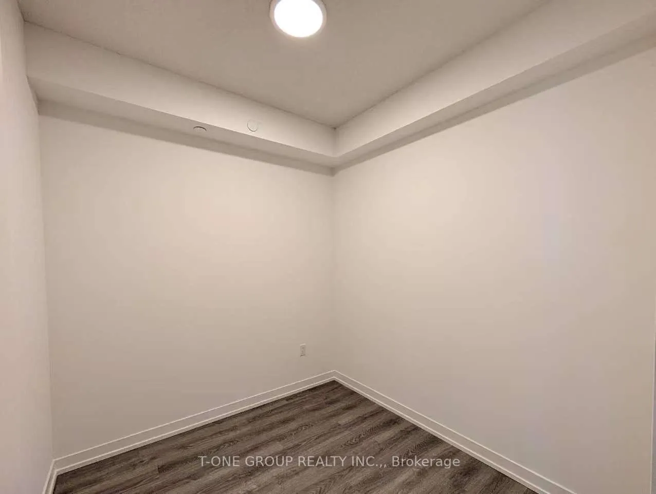 Photo 9 of Unit 2511, 8 Interchange Way, Vaughan, Vaughan Corporate Centre — HOMEH