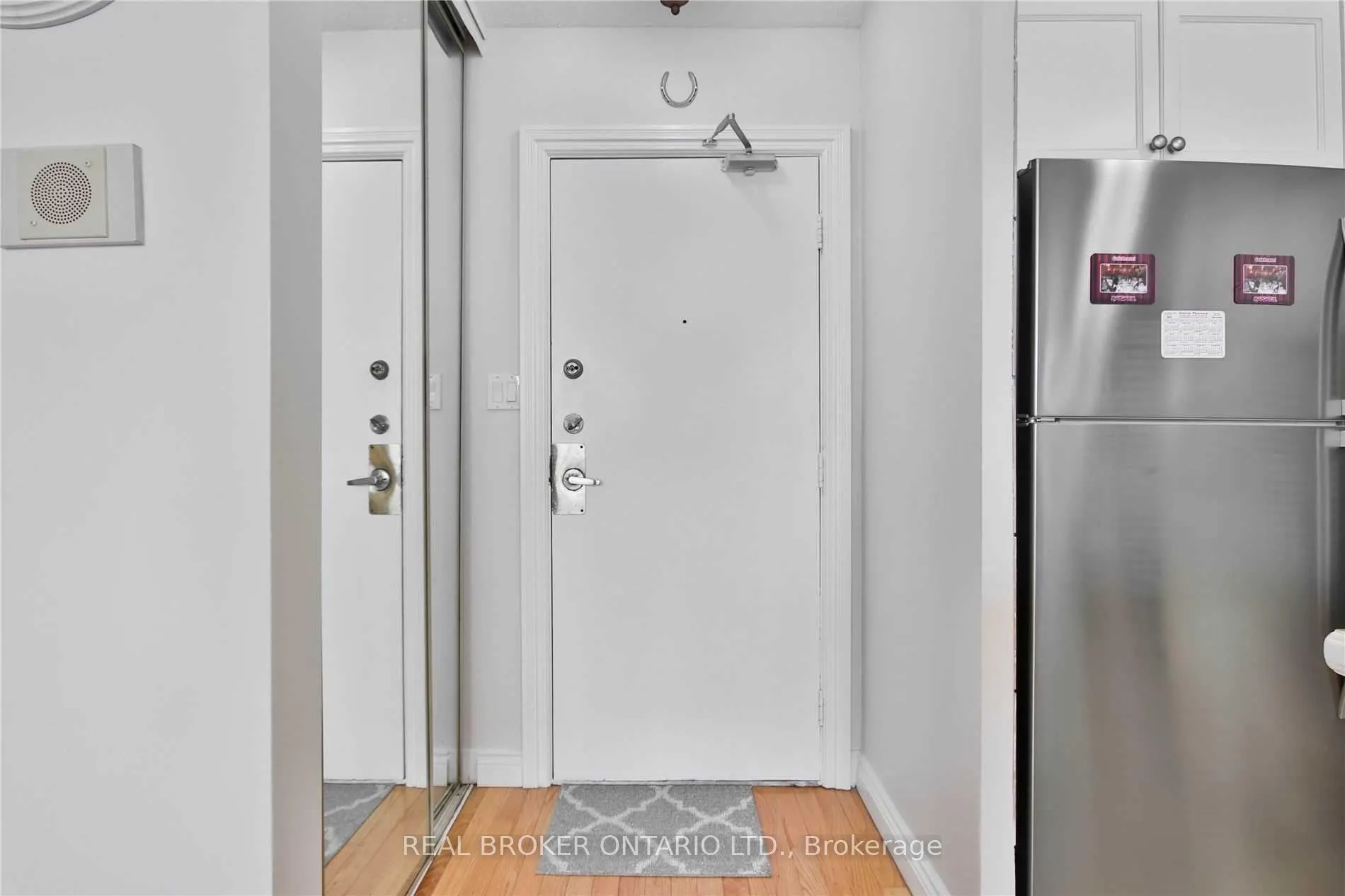 Photo 3 of Unit 1804, 20 Edgecliff Golfway, Toronto, Flemingdon Park — HOMEH