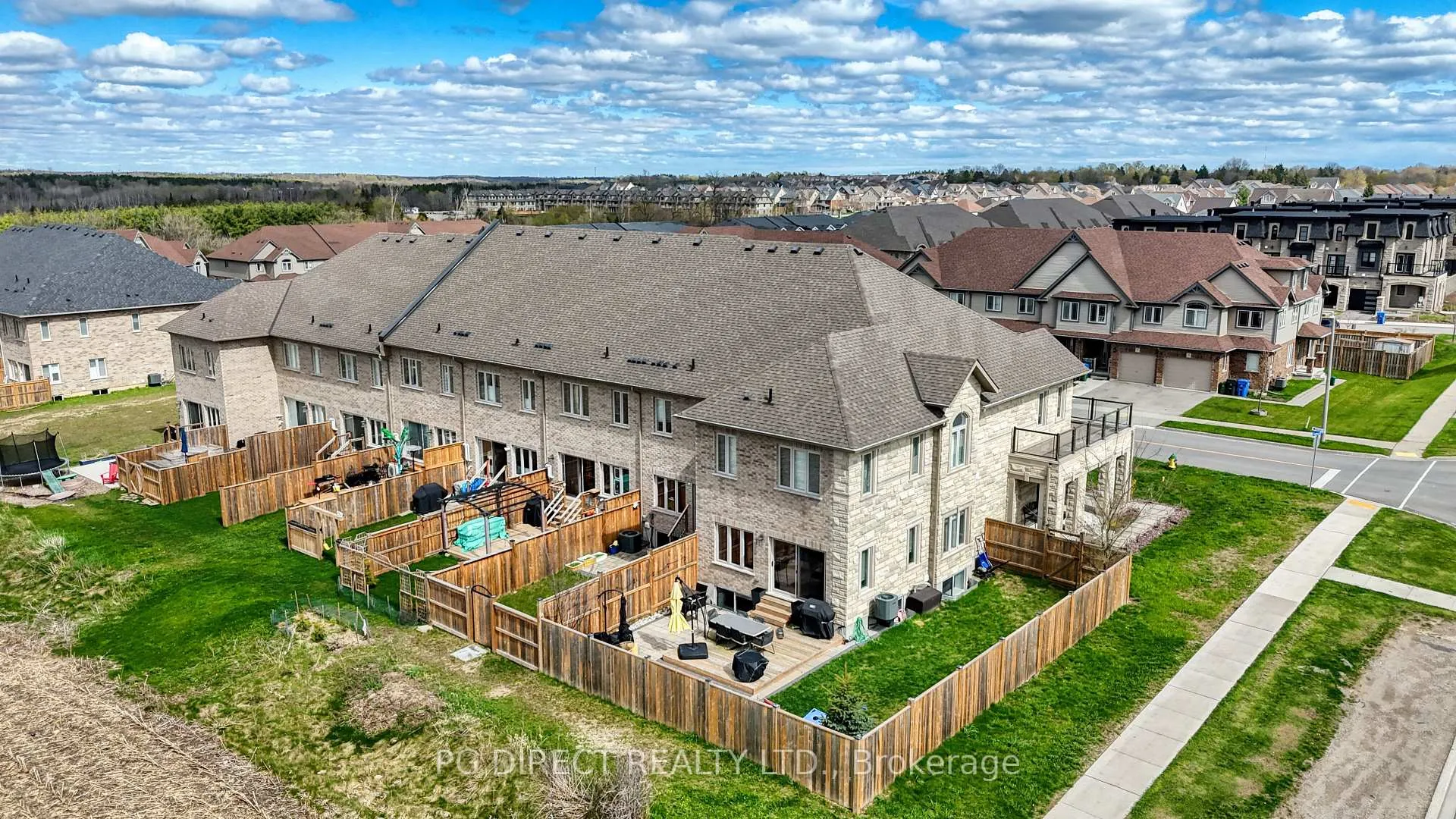 Photo 20 of 10 Mussen Street, Guelph, Victoria North — HOMEH