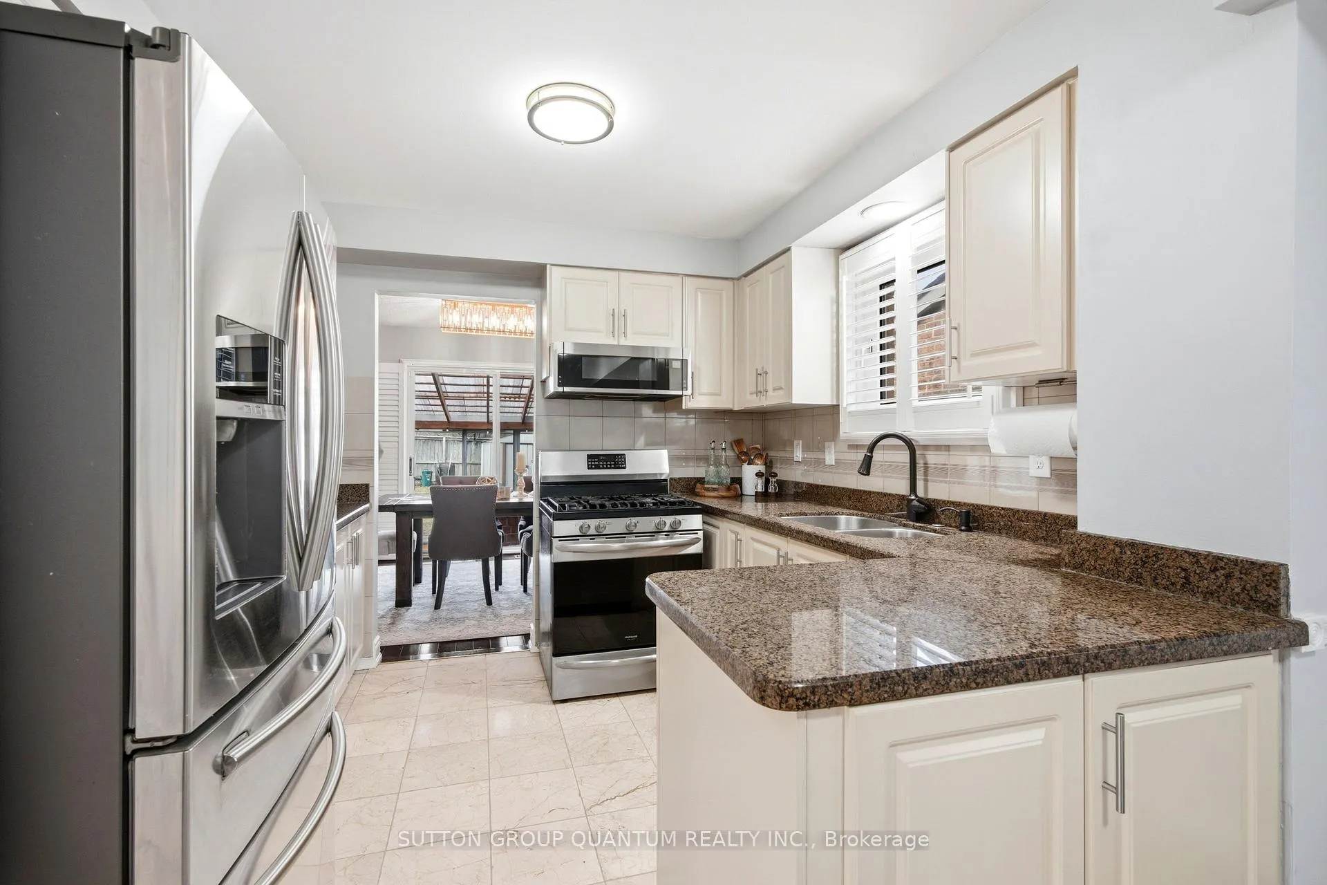 Photo 7 of 3403 Chartrand Crescent, Mississauga, Erin Mills — HOMEH