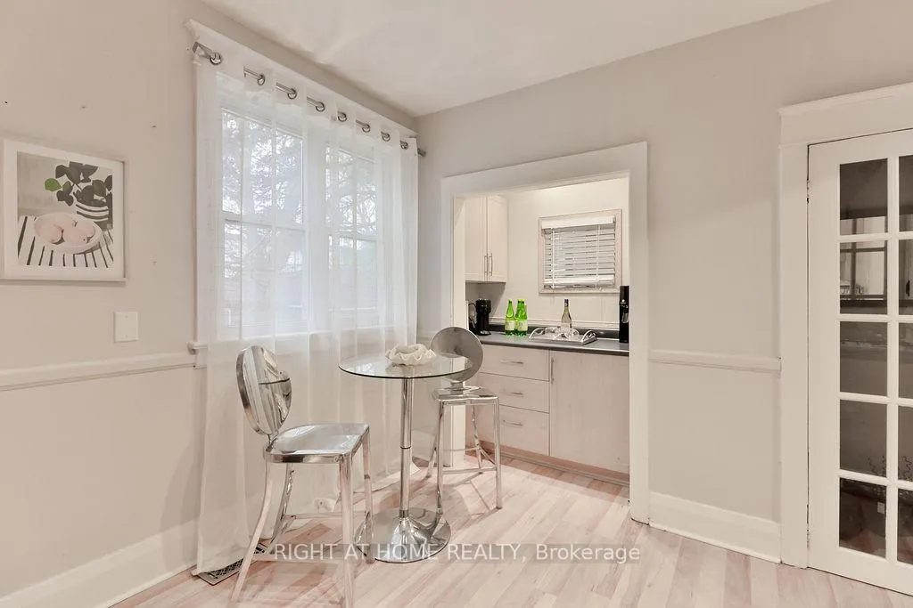 Photo 12 of 130 Springdale Boulevard, Toronto, Danforth Village-East York — HOMEH