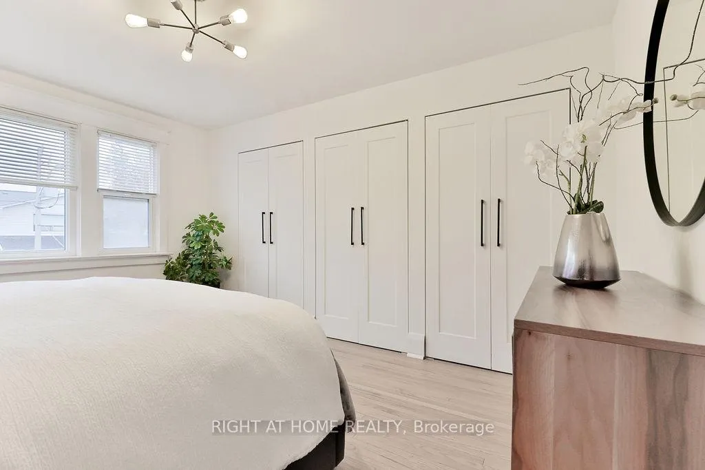 Photo 17 of 130 Springdale Boulevard, Toronto, Danforth Village-East York — HOMEH