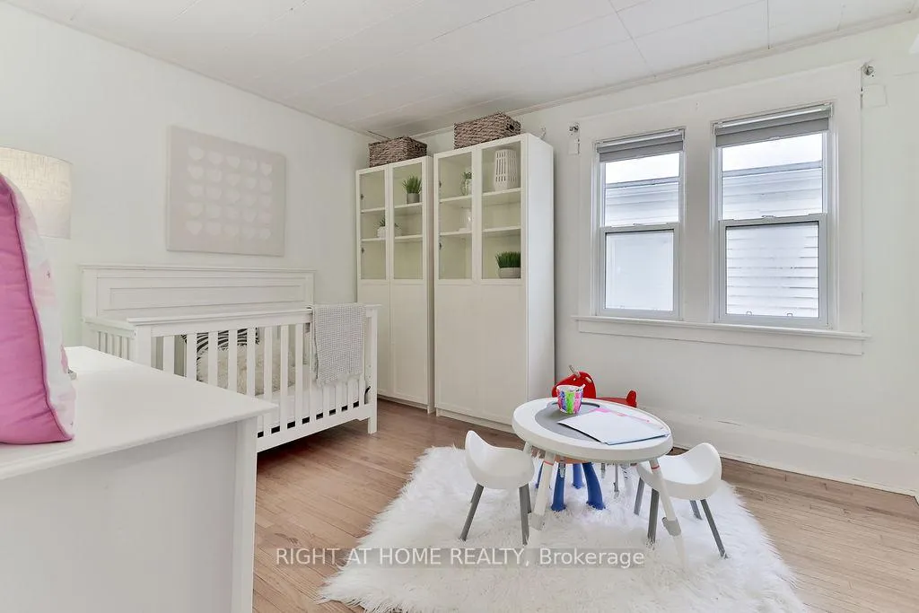 Photo 19 of 130 Springdale Boulevard, Toronto, Danforth Village-East York — HOMEH