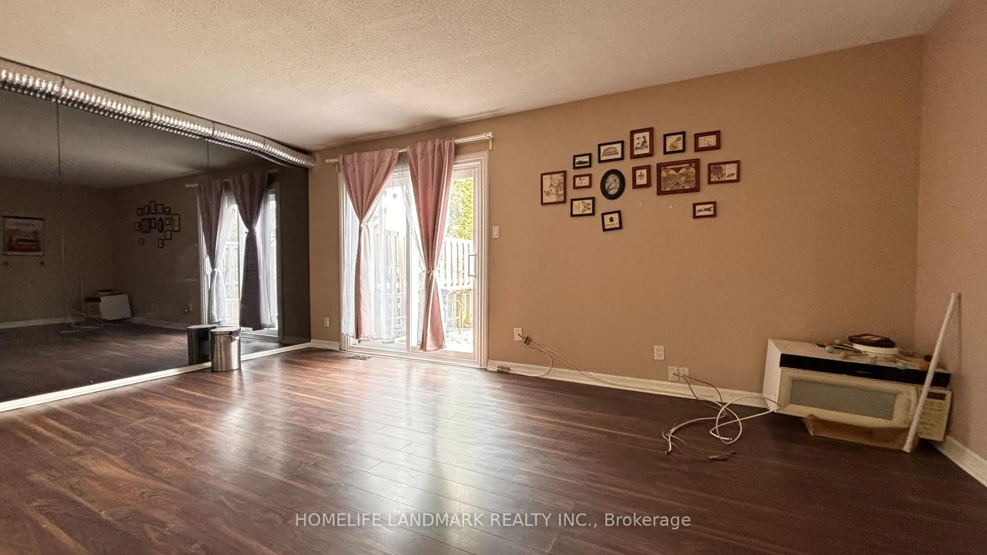Photo 8 of Unit 2, 403 Keats Way, Waterloo — HOMEH
