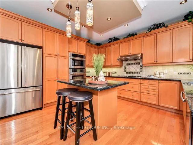 Photo 4 of 43 Larkmead Crescent, Markham, Victoria Manor-Jennings Gate — HOMEH
