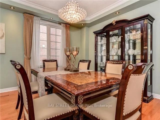 Photo 6 of 43 Larkmead Crescent, Markham, Victoria Manor-Jennings Gate — HOMEH