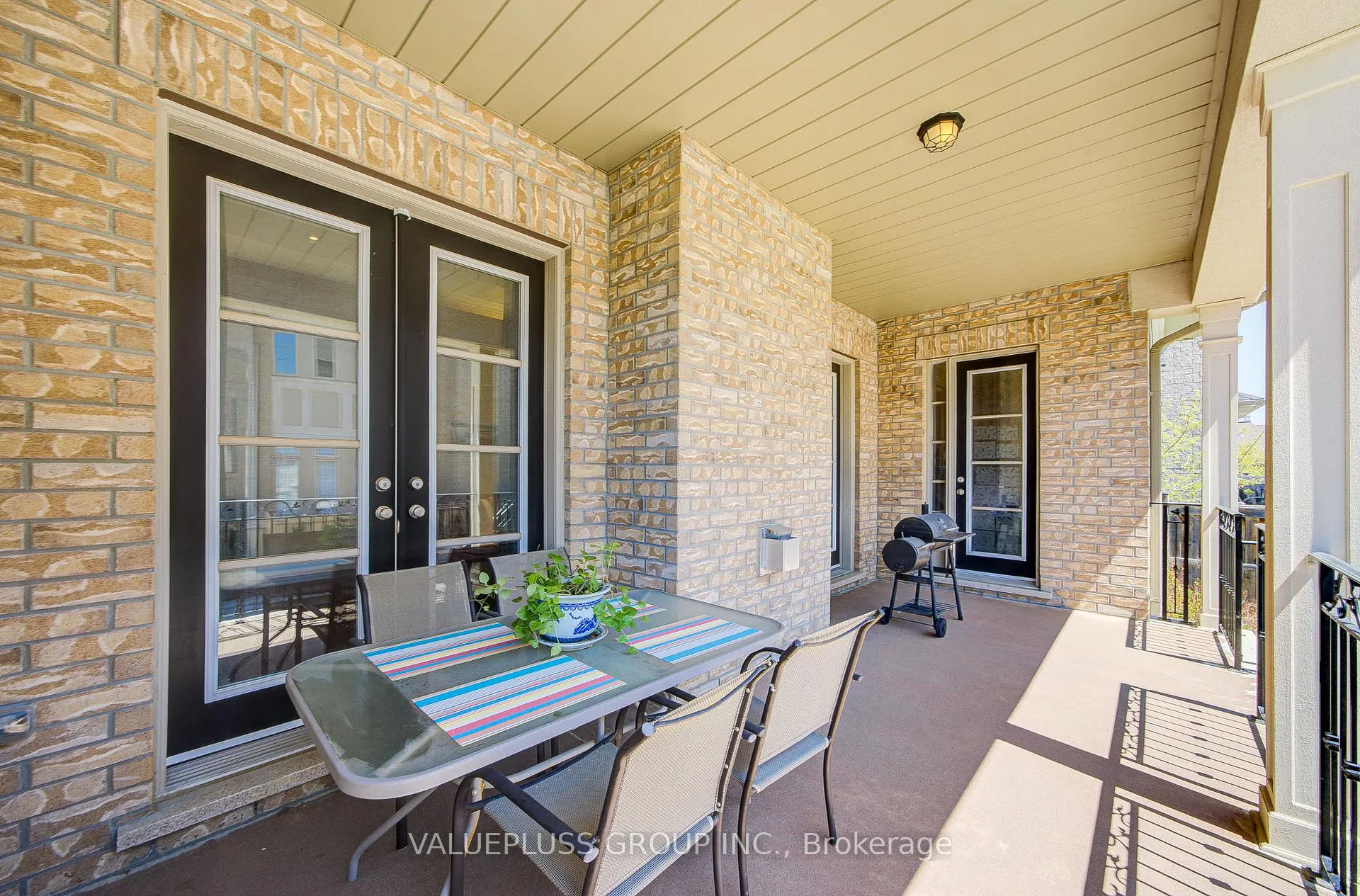 Photo 4 of 62 Silver Sterling Crescent, Vaughan, Vellore Village — HOMEH