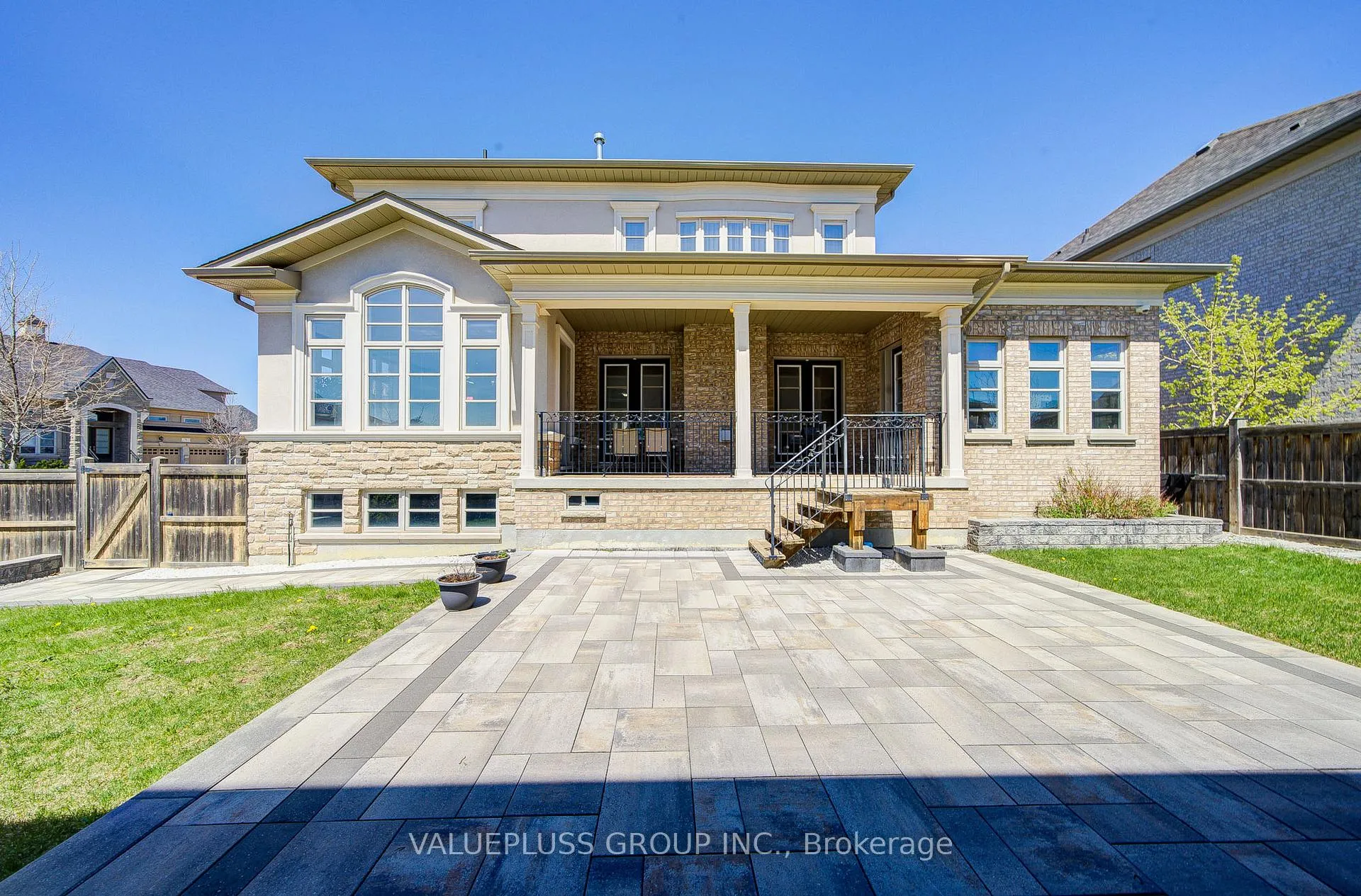 Photo 5 of 62 Silver Sterling Crescent, Vaughan, Vellore Village — HOMEH