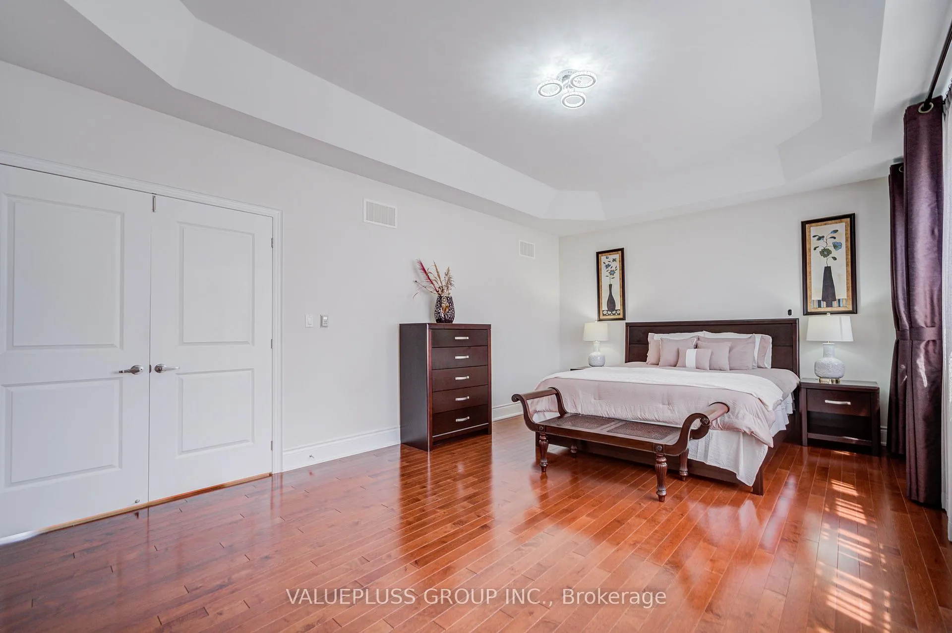 Photo 33 of 62 Silver Sterling Crescent, Vaughan, Vellore Village — HOMEH