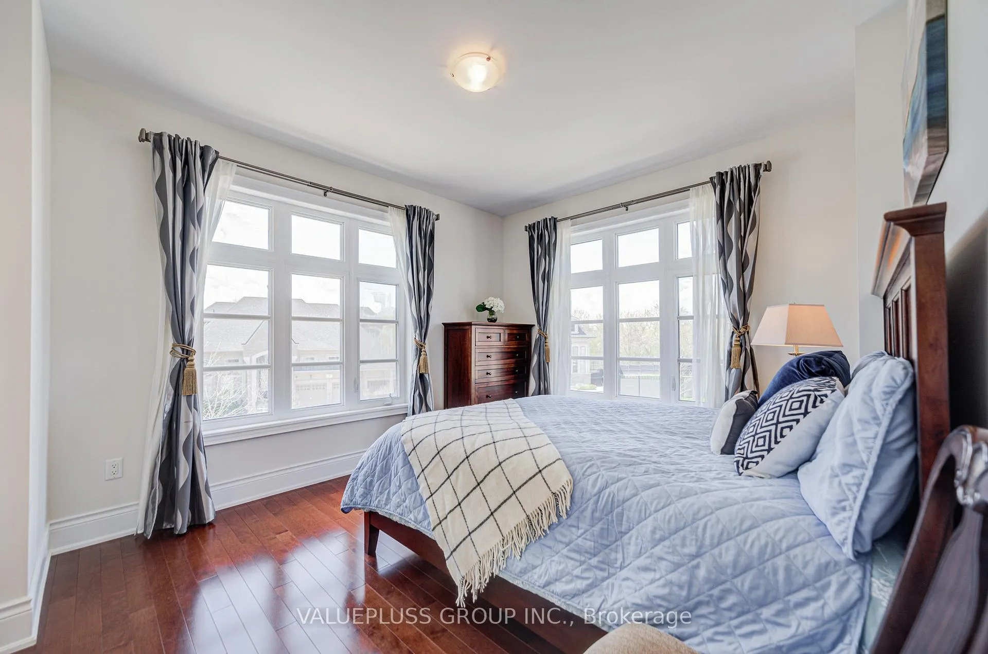 Photo 39 of 62 Silver Sterling Crescent, Vaughan, Vellore Village — HOMEH