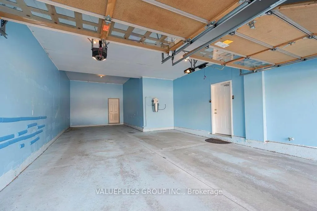 Photo 47 of 62 Silver Sterling Crescent, Vaughan, Vellore Village — HOMEH