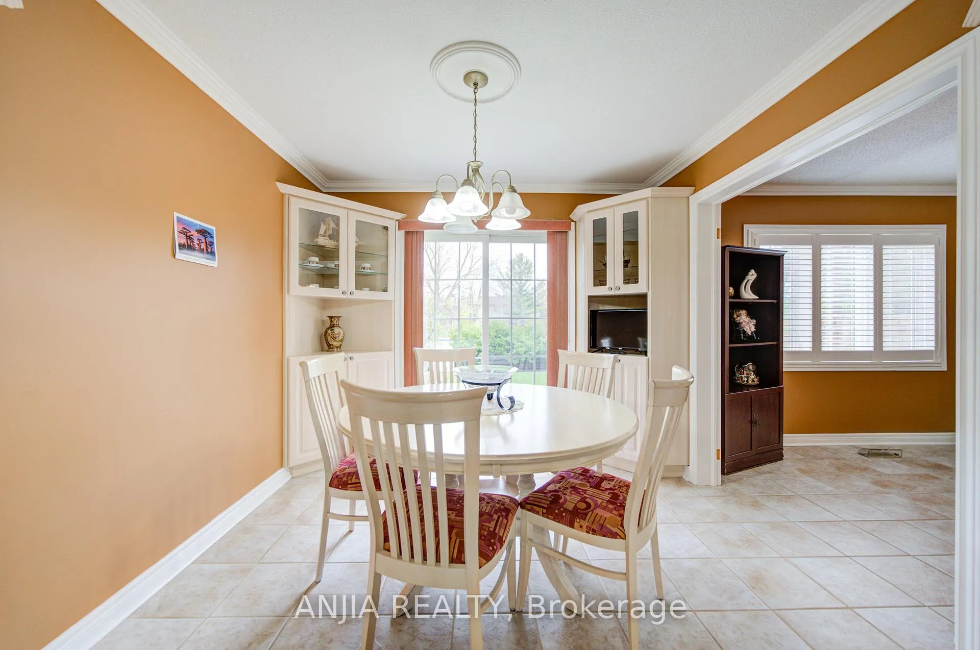 Photo 9 of 48 Upton Crescent, Markham, Milliken Mills West — HOMEH