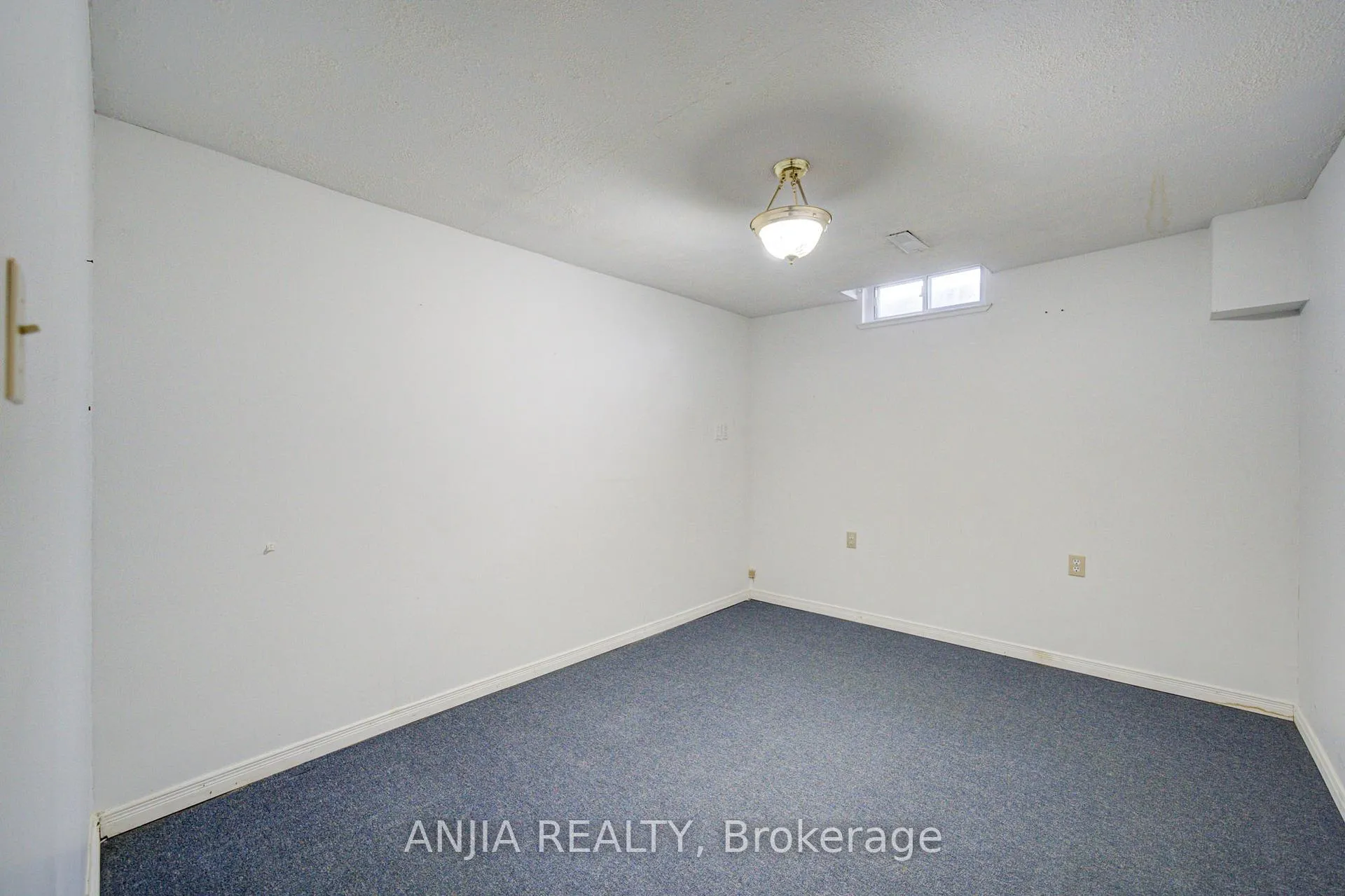 Photo 24 of 48 Upton Crescent, Markham, Milliken Mills West — HOMEH