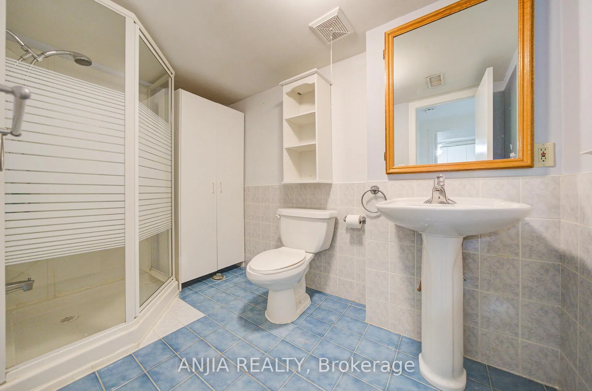 Photo 25 of 48 Upton Crescent, Markham, Milliken Mills West — HOMEH