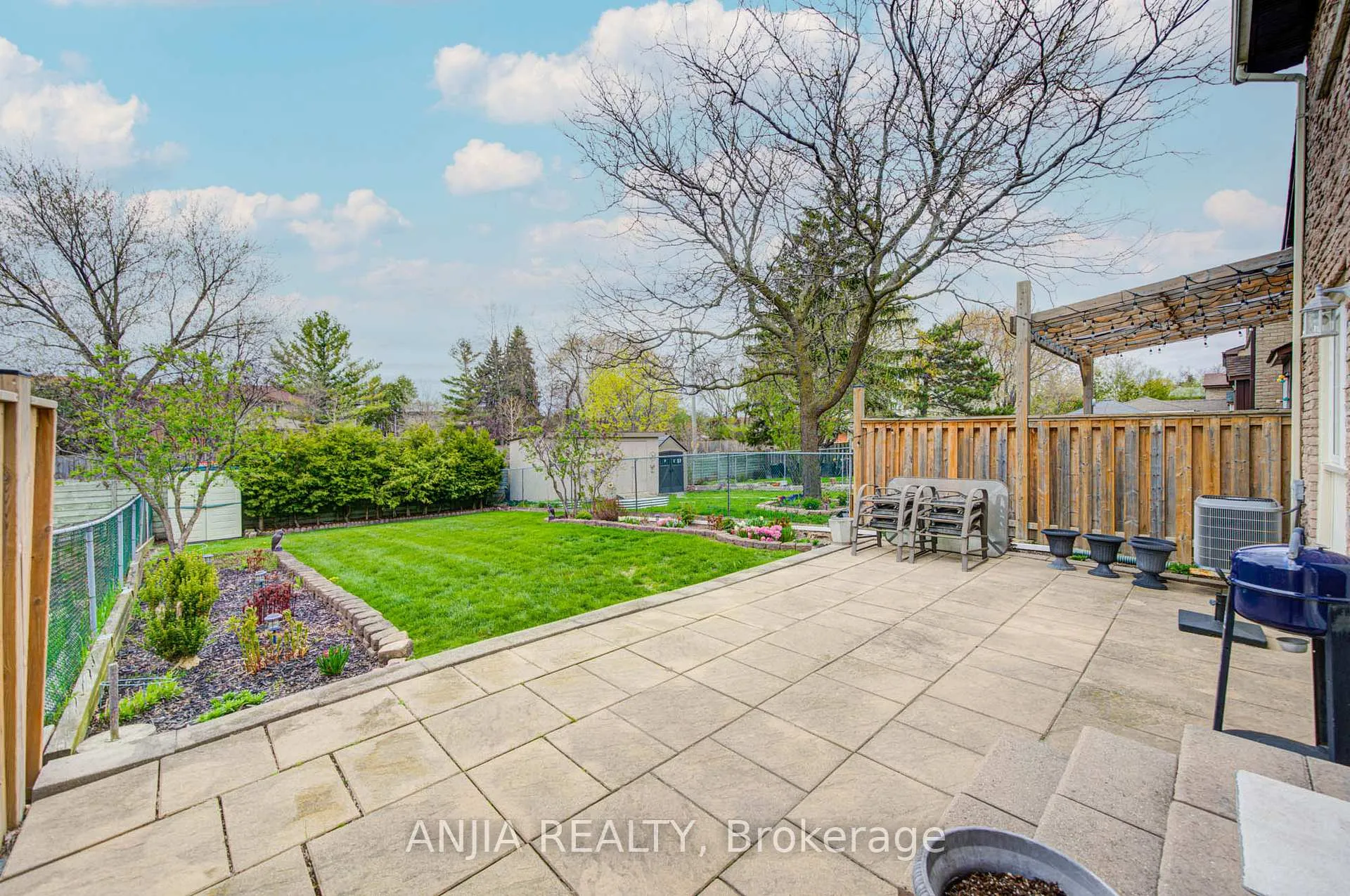 Photo 28 of 48 Upton Crescent, Markham, Milliken Mills West — HOMEH